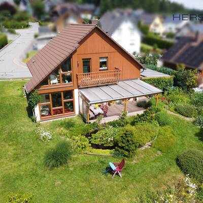 Leben in idyllischer Umgebung mit traumhaftem Fernblick