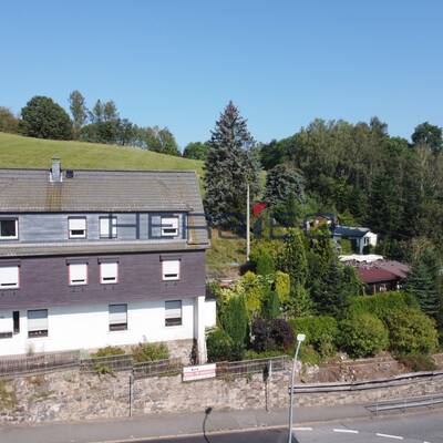 Gepflegtes Wohnhaus mit vielen Möglichkeiten